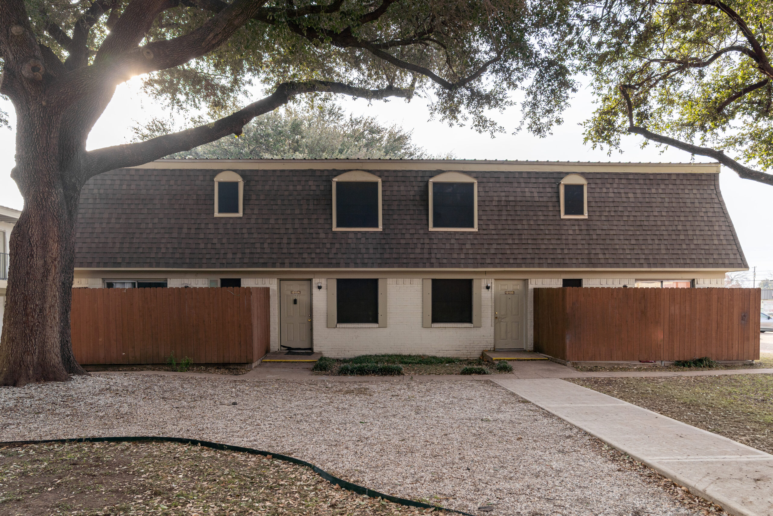 valley-terrace-exterior-003